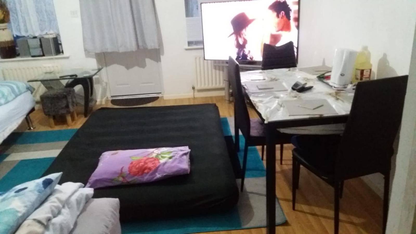 Spacious Double Room Located Within Walking Distance To Seaside And Town Dover Exterior foto